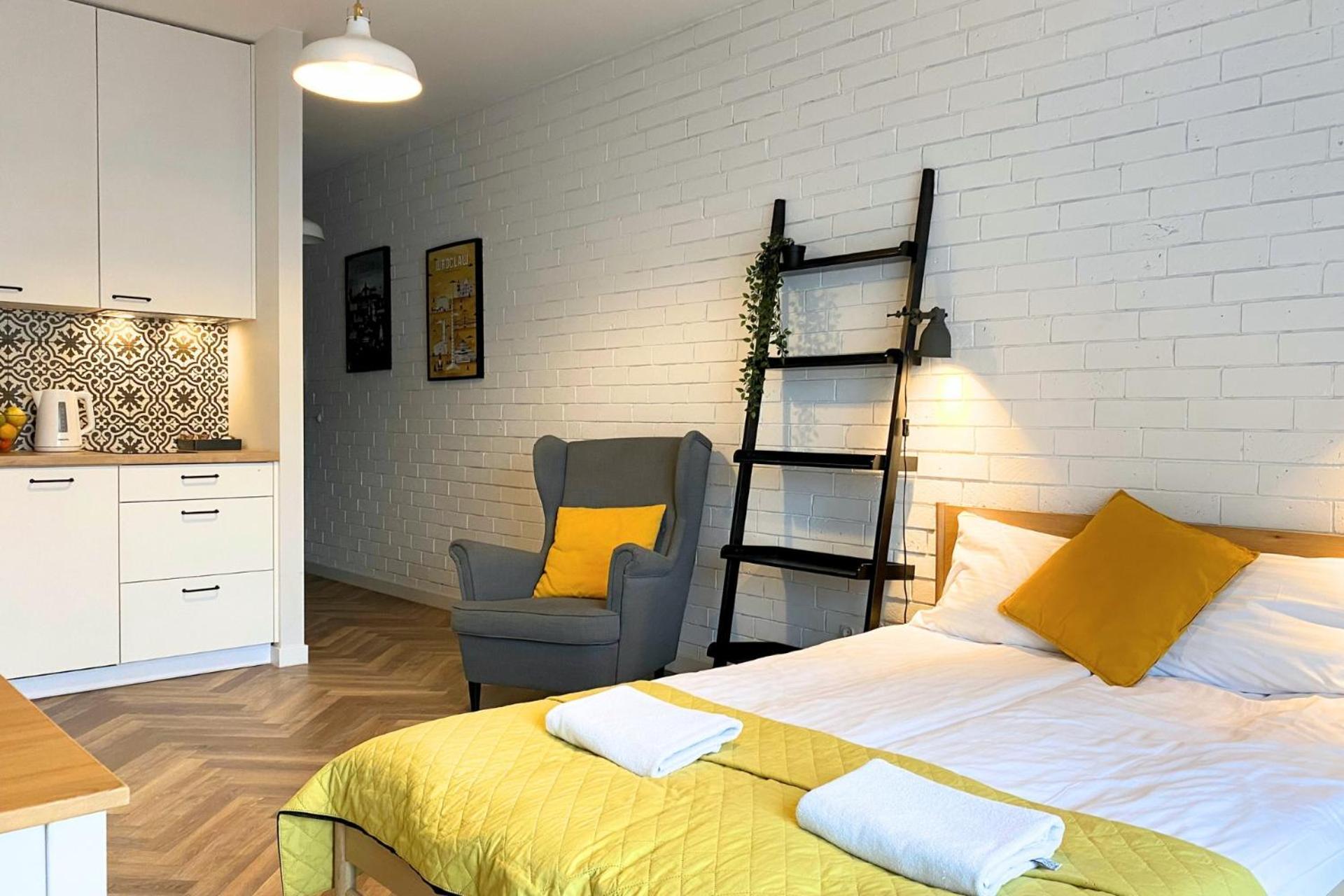 Apartamenty-Wroc Center By The University Bridge ヴロツワフ エクステリア 写真